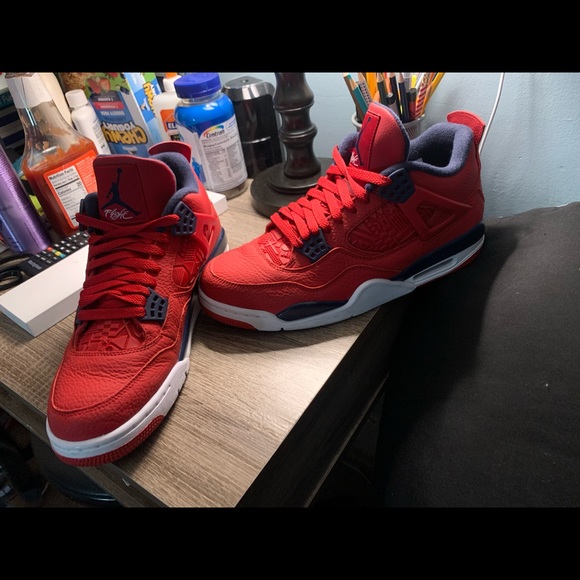 - Jordan retro 4 SE - Picture 5 of 11